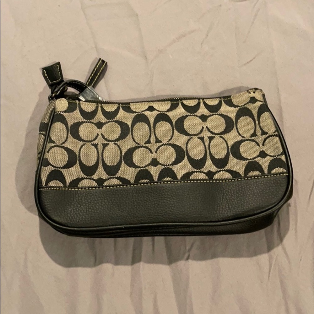 Signature Coach Purse